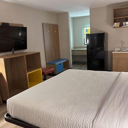 Days Inn By Wyndham Kings Dominion Doswell Buitenkant foto